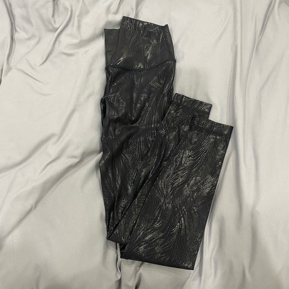 Wunder Under High Rise 28” Shine (Feathers) Size 4